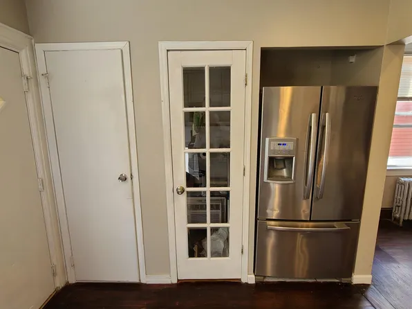 1511 40th Street image 9 of 22