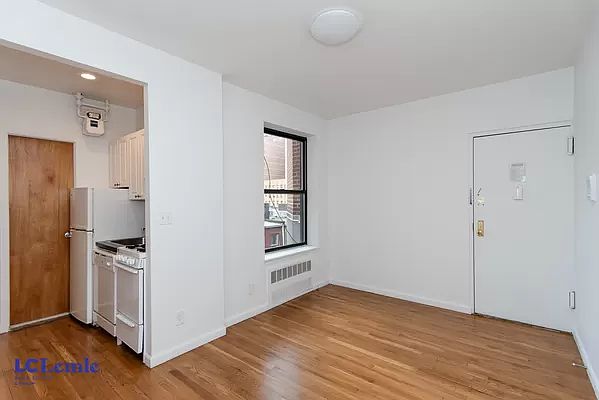 1st image of 450 E 81st St APT 22