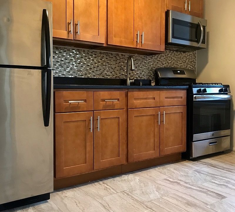 1st image of 18914 Crocheron Ave APT 505
