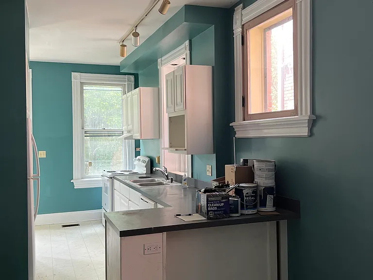 183 S 19th St #1 — Photo 124