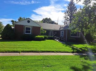 1403 Vermont Ave, Marysville, MI 48040