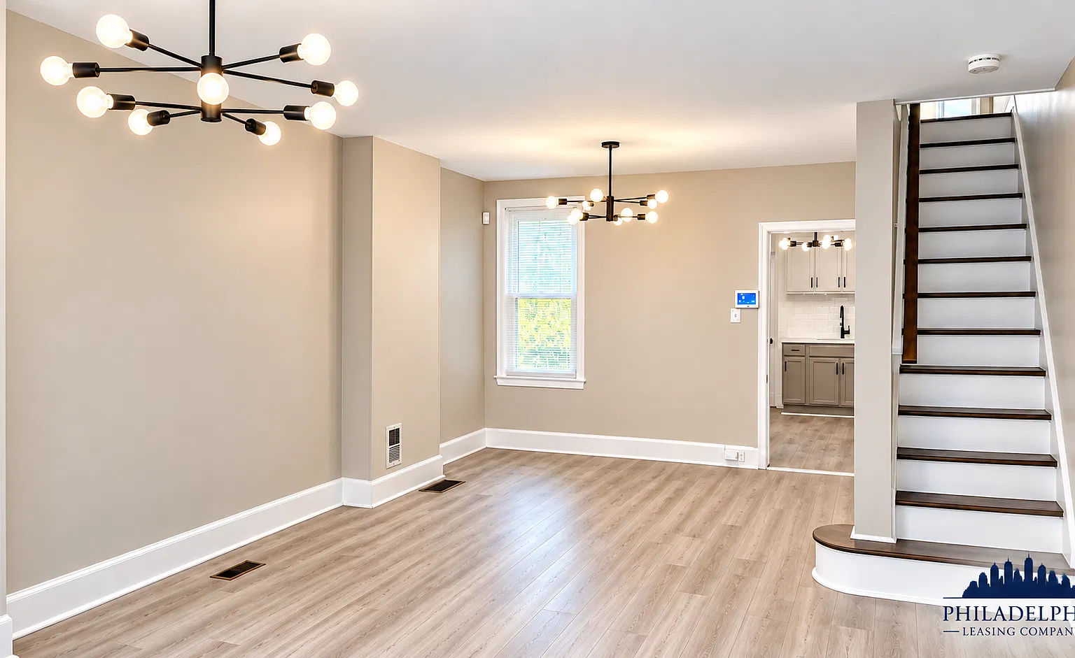 3 bed, $1,799 — Photo 2
