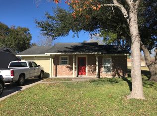 1036 E 3rd St, Bellville, TX 77418