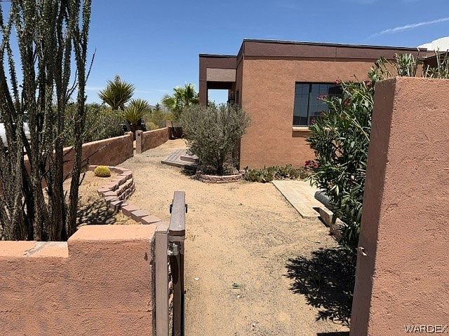 6787 W Burro Drive, Golden Valley, AZ 86413 | MLS #039583 | Zillow