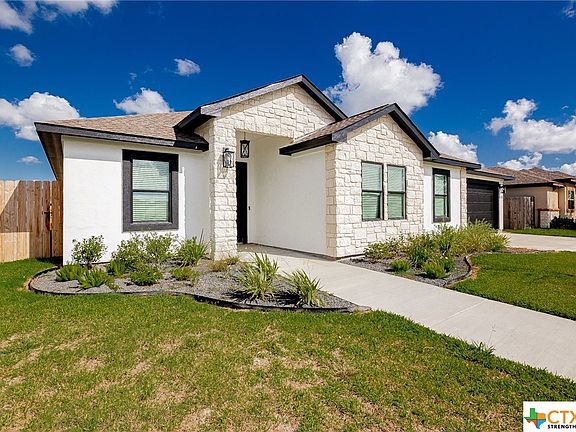 3rd image of 110 Montalcino Ct