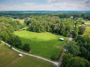 833 Wesley Chapel Rd, Sparta, TN 38583