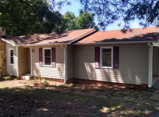 350 Sam Brown Rd, Seneca, SC 29678