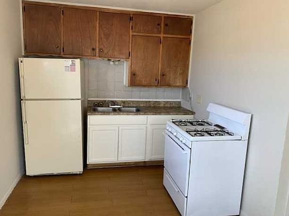 5th image of 6700 NE 12th Ave #1