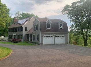 12 Old Field Ln, Redding, CT 06896