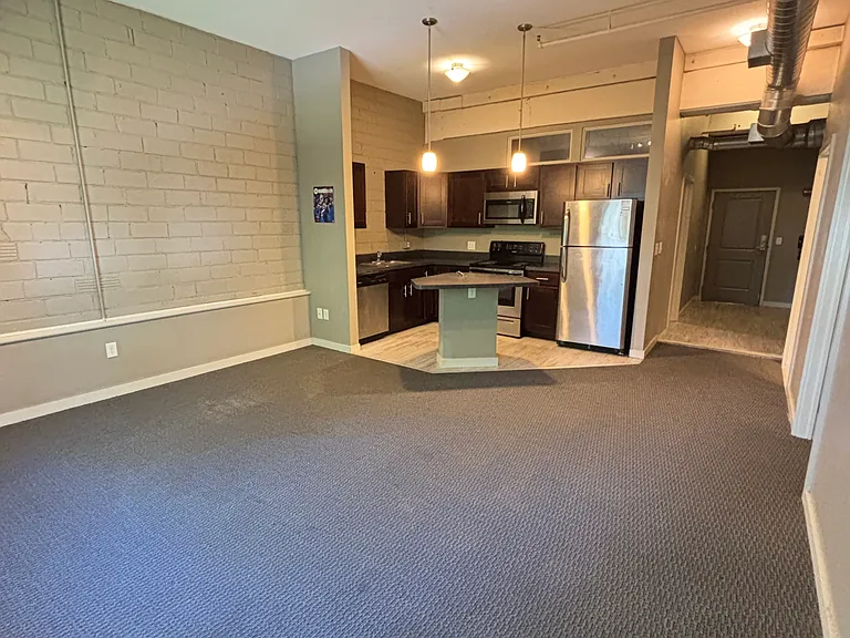 170 Florida St #202 — Photo 2