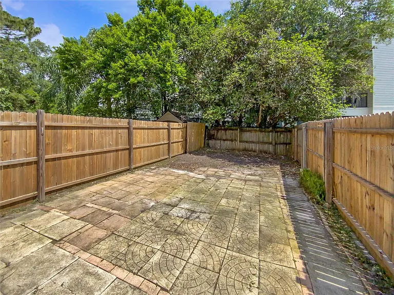 2764 Gray Fox Ln — Photo 11