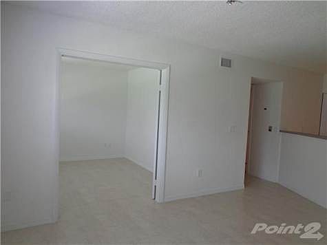 2nd image of 3640 N 56th Ave APT 402