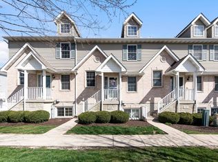 233 W Cortland Center Rd, Cortland, IL 60112