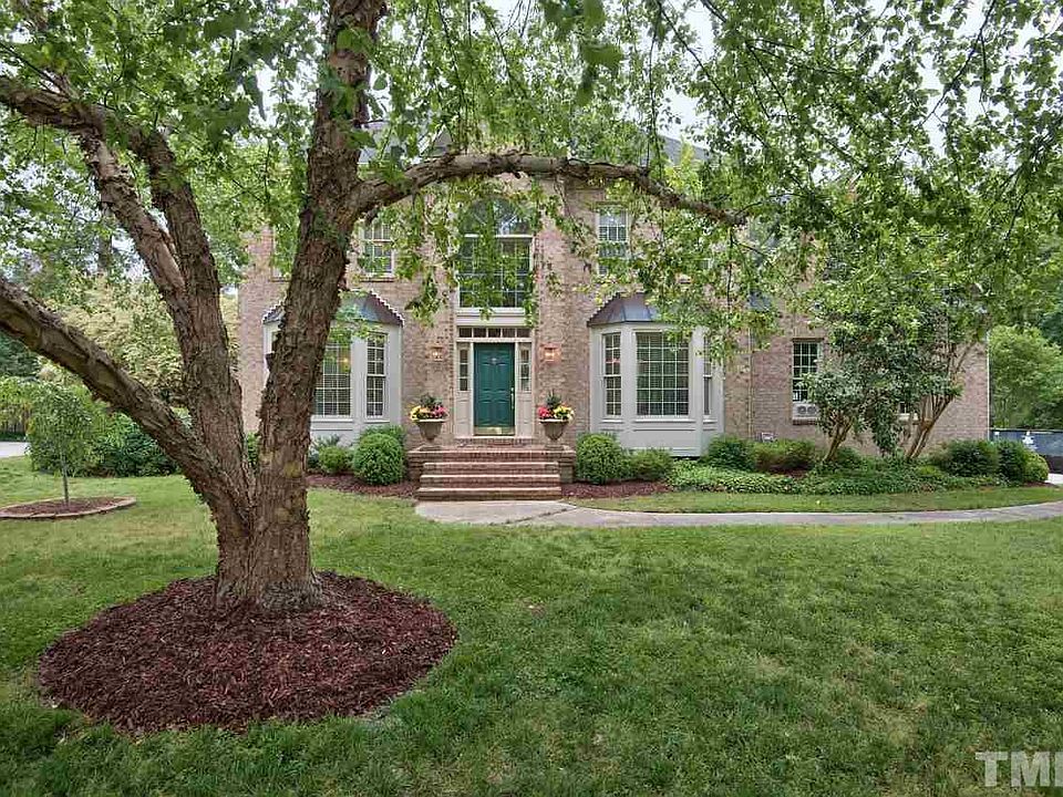 1st image of 4205 Amesbury Ln