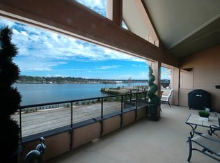 1801 W Bay Dr NW APT 402, Olympia, WA 98502