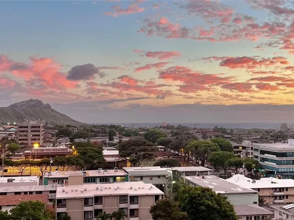 3350 Sierra Dr APT 705, Honolulu, HI 96816