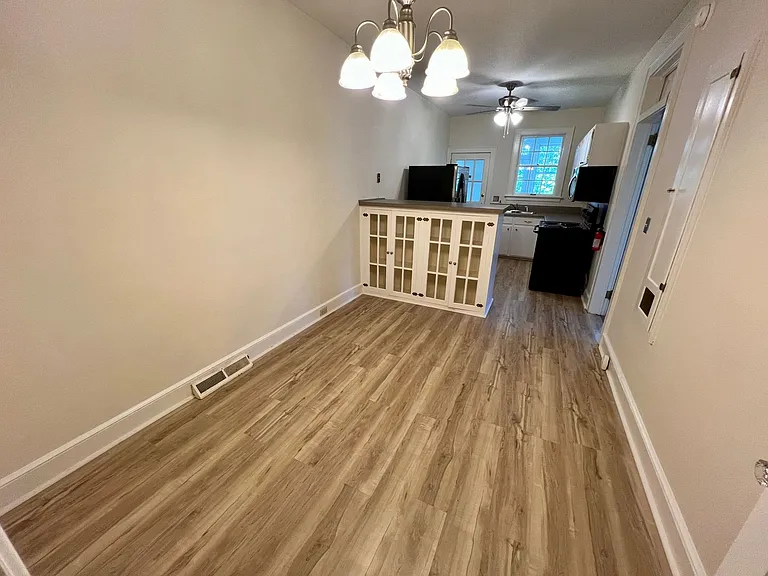 1503 Fairview Dr — Photo 9