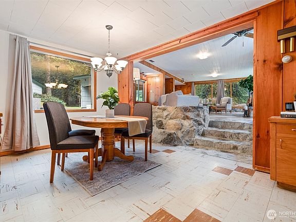 5th image of 3649 Long Lake Road SE