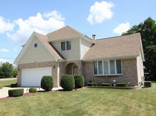 401 Hillandale Dr, Bartlett, IL 60103