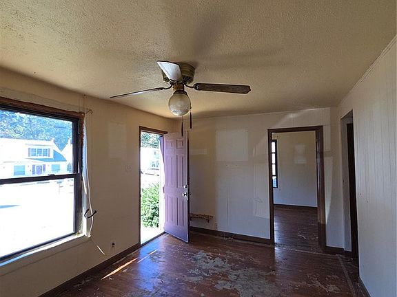4th image of 3224 Rex Ave