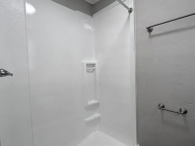 204 Courtyard Cir — Photo 116