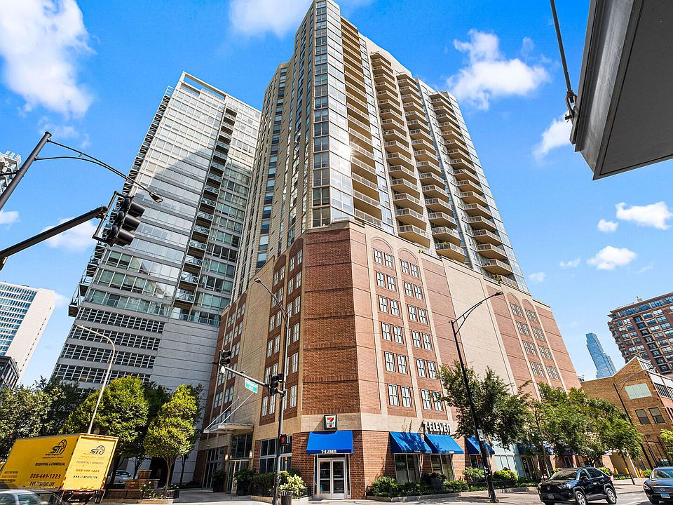 1st image of 645 N Kingsbury St APT 2201