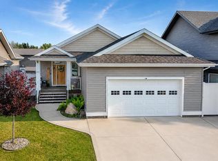 3903 N 49th Ave, Ponoka, AB T4J0B6