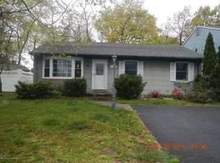 427 17th Ave, Brick, NJ 08724