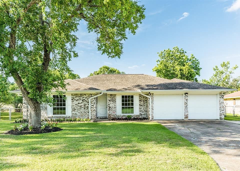 1st image of 5404 Leggett Ln