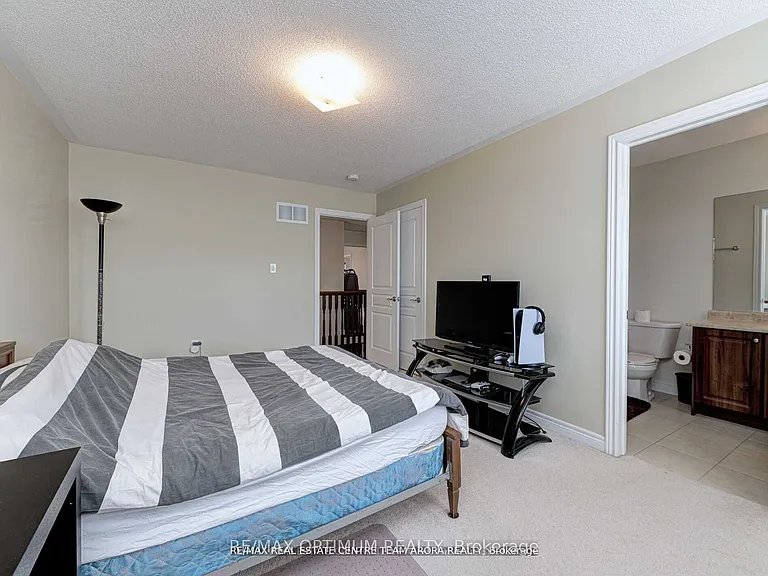 3 Bittersweet Rd — Photo 25