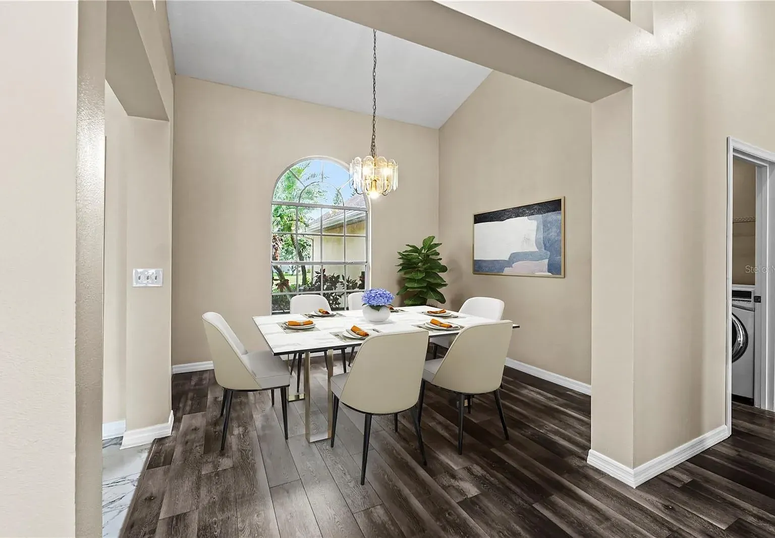 4 bed, 1824 sqft, $2,255 — Photo 4