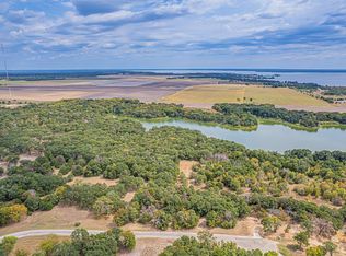 72 Sombrilla Ln, Kerens, TX 75144