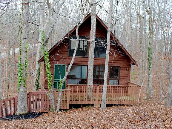 3rd image of 7410 Beachwood Dr