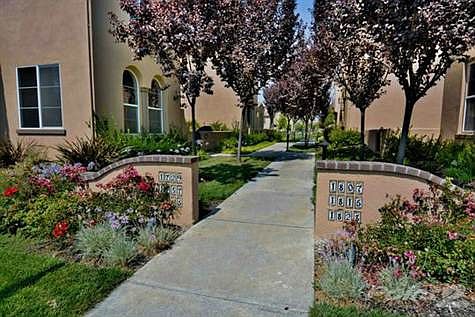 2-1737 Cedarwood Loop