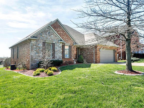 4th image of 4216 Marseille Dr