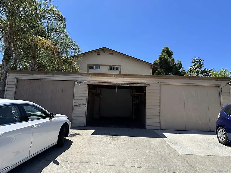 1450 Melrose Ave #103 — Photo 34