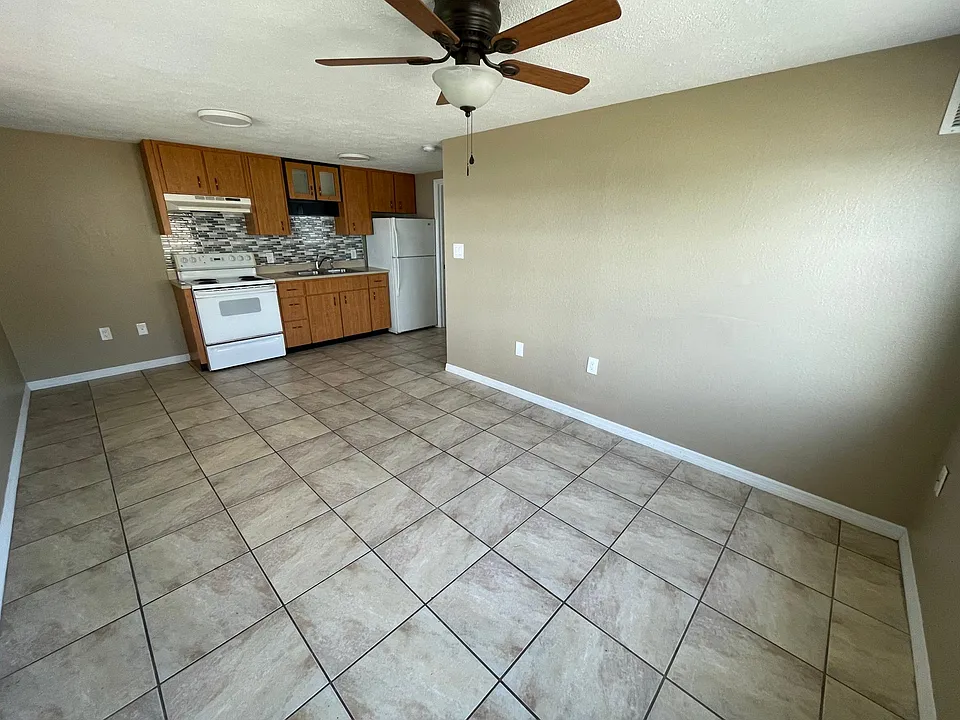 1203 Pierce St W #1203