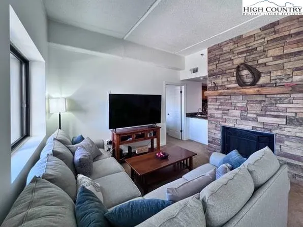 303 Sugar Top Drive #2323, Sugar Mountain, NC 28604