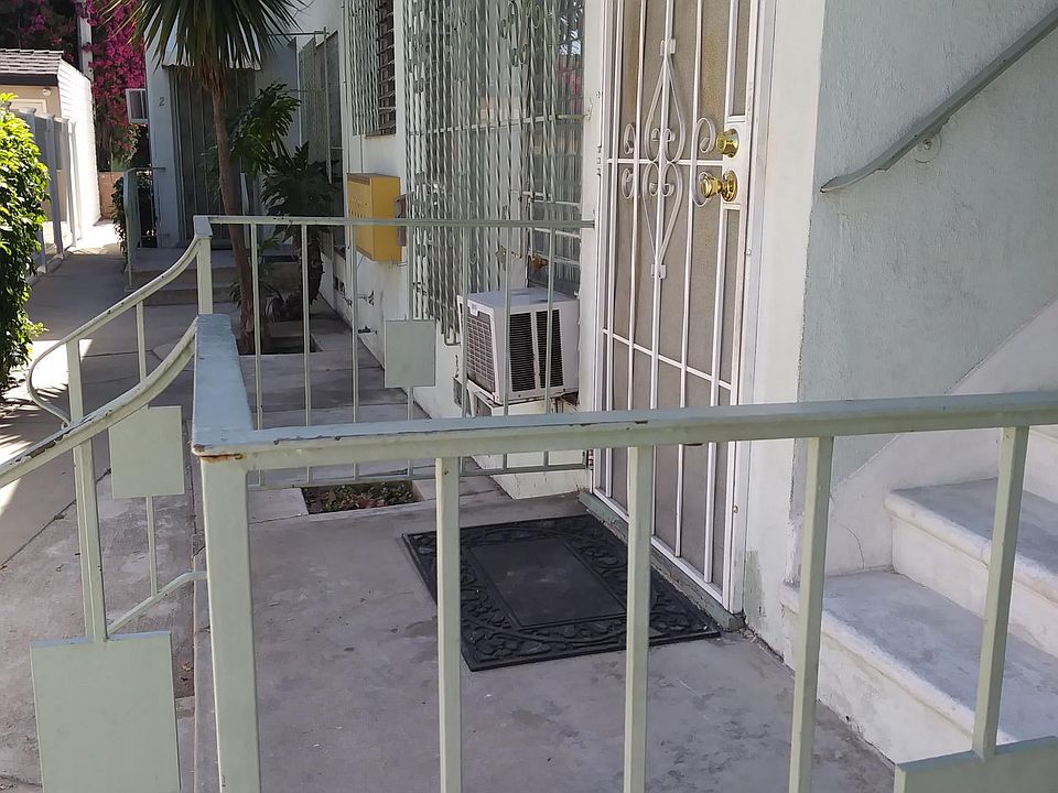 1st image of 848 S Sherbourne Dr APT 1