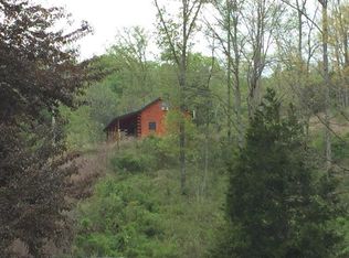 27 Junior Carter Rd, Burkesville, KY 42717