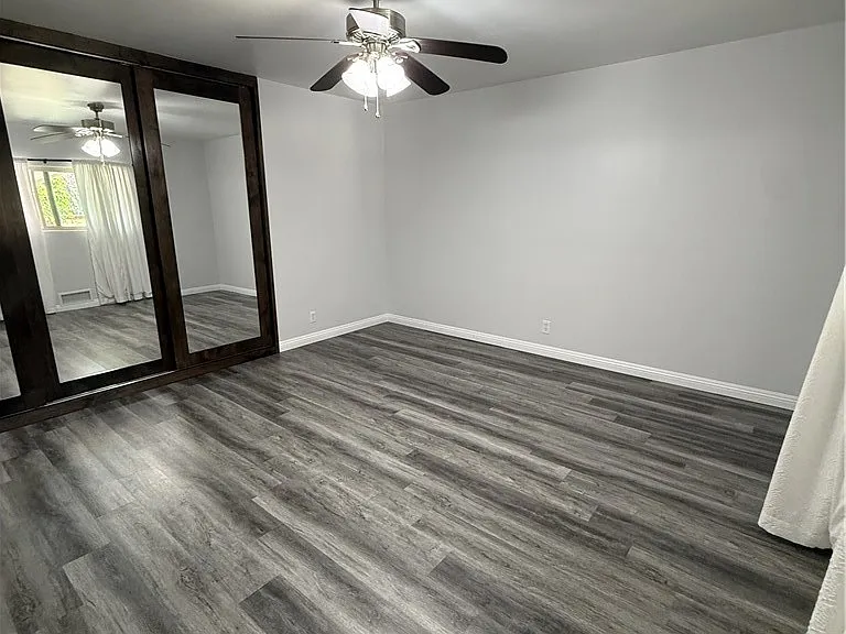4645 Chicago Ave — Photo 15