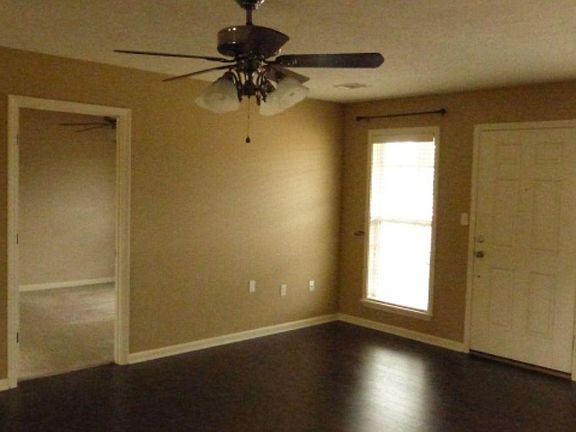 2nd image of 416 Village Dr