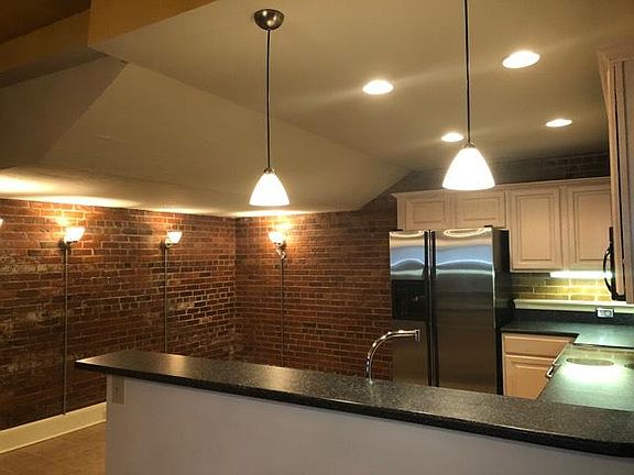 5th image of 10 Manly St Unit 1G