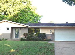 1604 Blackard Ln, Ponca City, OK 74604
