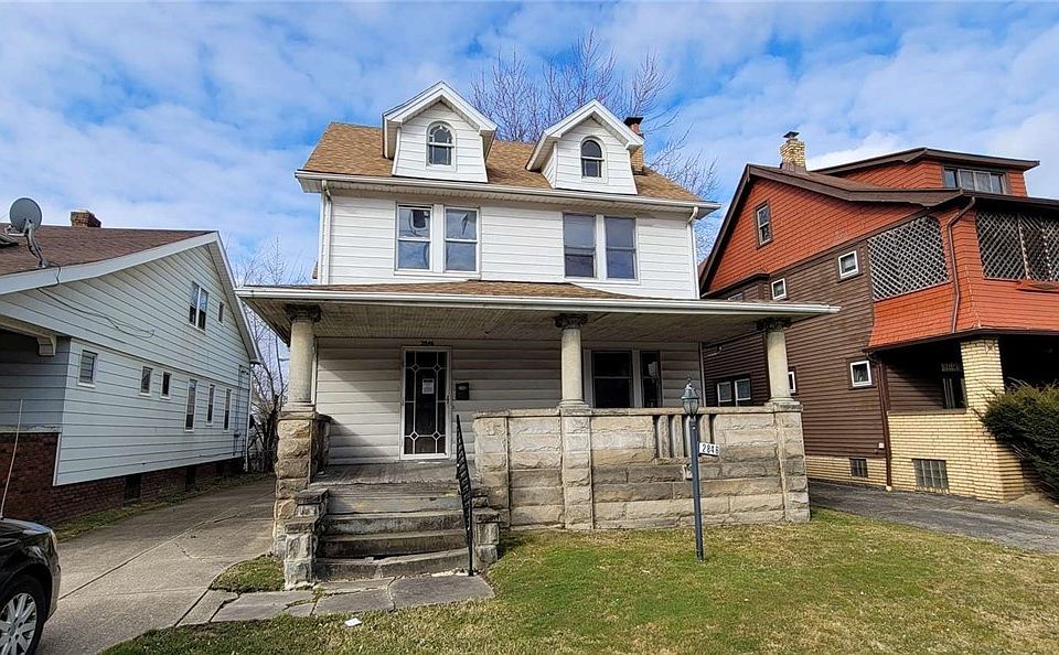 1st image of 2846 E 128th St