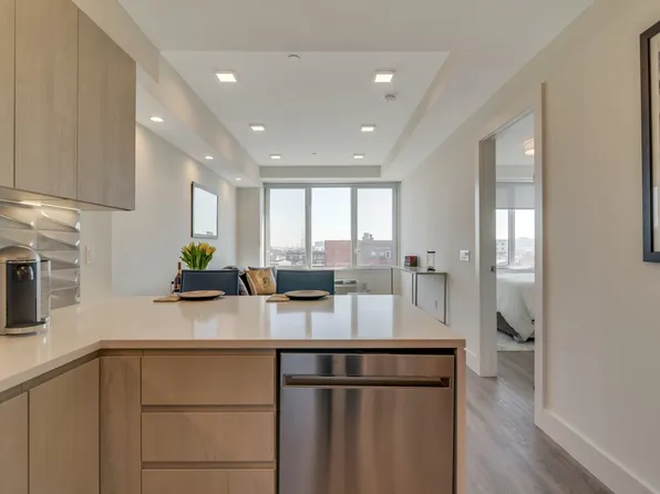 477 Broadway image 38 of 74