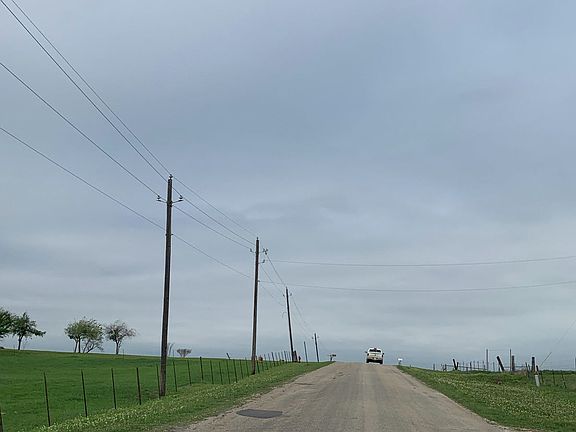 5th image of 200 County Road 458