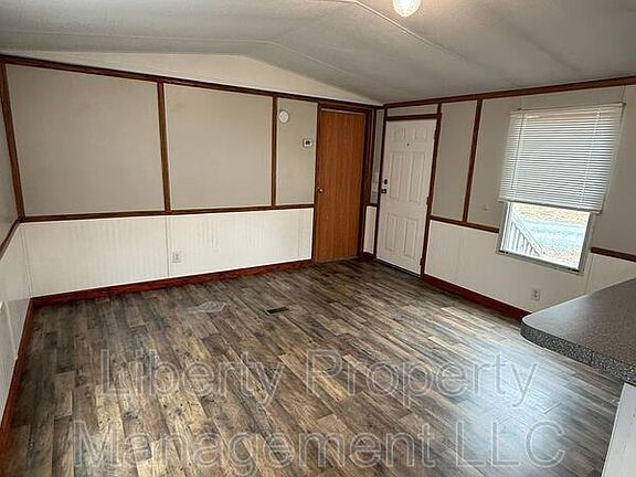 2nd image of 29 Hill Side Ln