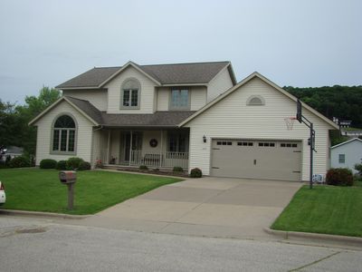 349 Regent Dr, La Crescent, MN, 55947