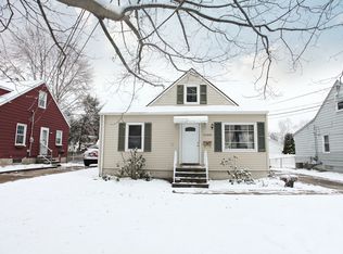 23993 Maple Ridge Rd, North Olmsted, OH 44070